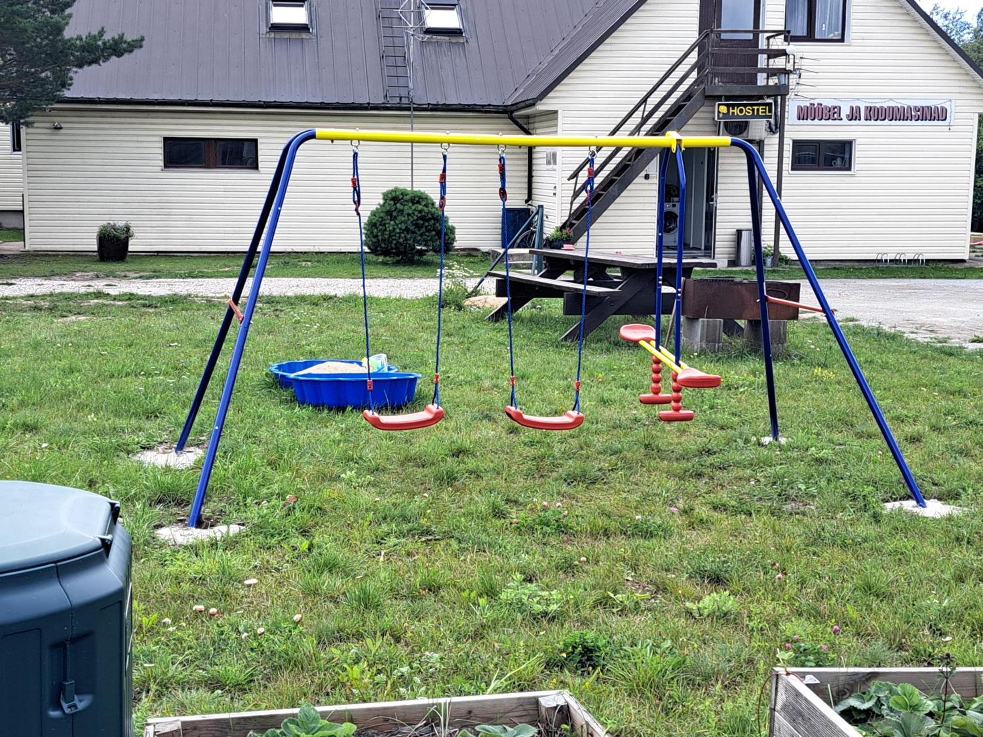 Kullerkupu Hostel Kuressaare Luaran gambar